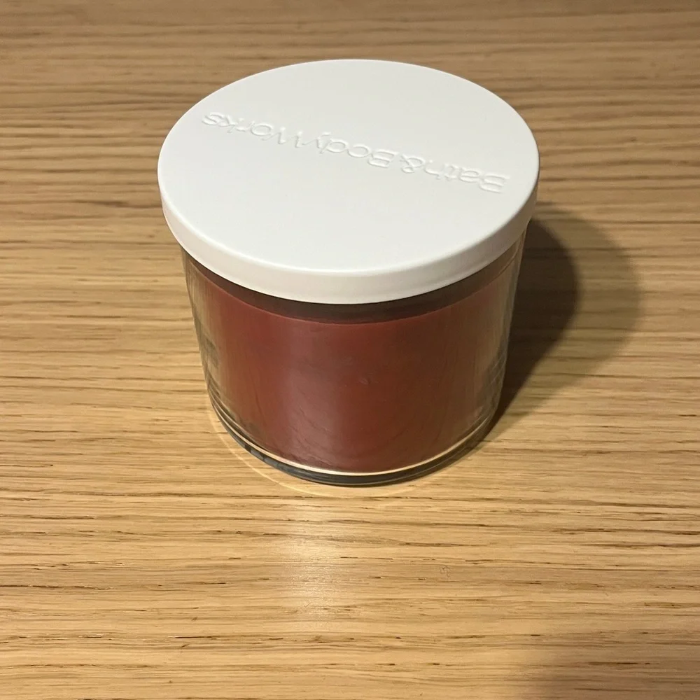 Bath & Body Works Red Mug Christmas Candle
